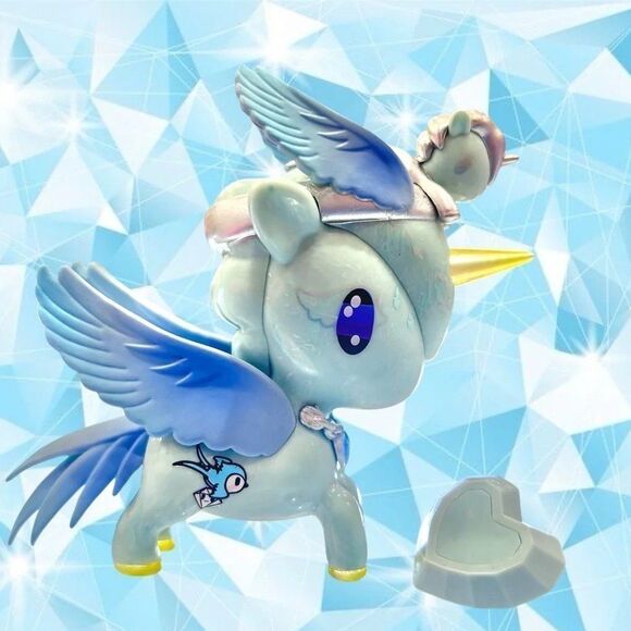 tokidoki Angelite Unicorno from Precious Unicorno Series - Picture 3 of 6